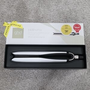 ghd Platinum+ Styler in Black and Silver